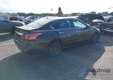 2015 Nissan Altima 2.5 S из США, поврежденный, VIN 1N4AL3AP9FN914550